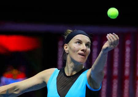 Кузнецова вышла в третий круг теннисного турнира WTA в Дохе