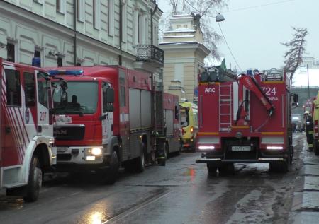 Площадь пожара в усадьбе Лопухиных в Москве увеличилась в пять раз