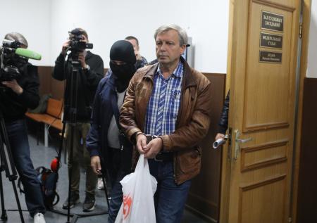 Экс-замглавы ПФР отправился в колонию за взятку в 4,5 млн рублей