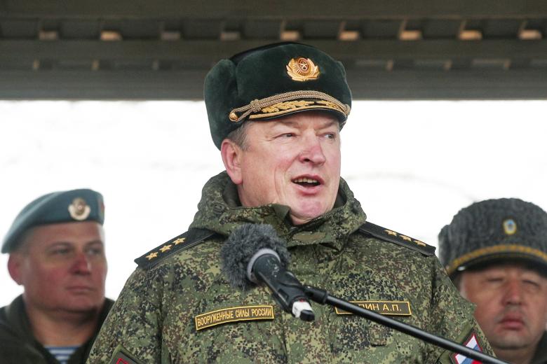 Александр Лапин