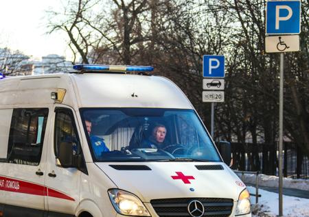 Годовалый мальчик проглотил батарейку в Петербурге