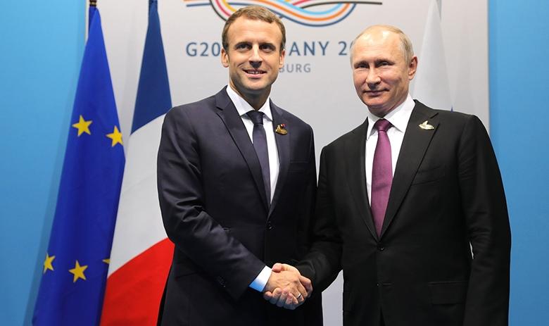 Эммануэль Макрон и Владимир Путин