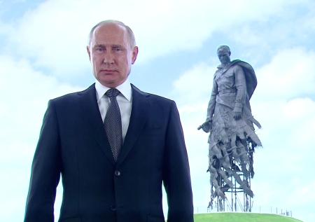 В Сети появилось видео процесса съёмок обращения Путина
