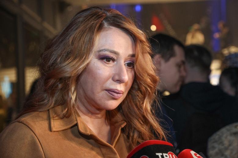 Алена Апина