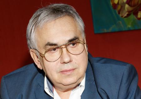 Садальский показал последний концерт выступавшей в кресле Голубкиной