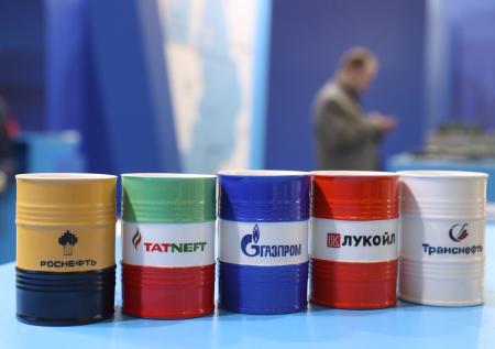 Доходы России от экспорта нефти упали до минимума с марта