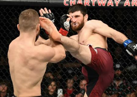 Анкалаев выиграл российское противостояние в UFC