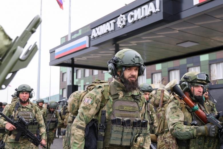 Военнослужащие перед отправкой в зону боевых действий
