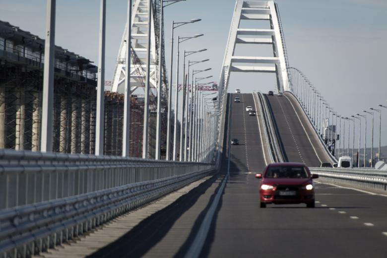 Крымский мост, Крым