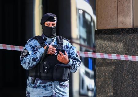 Более 750 человек эвакуировали в Санкт-Петербурге после звонка из США