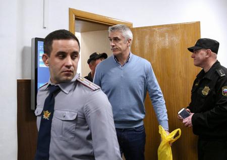 СКР попросил продлить домашний арест Калви и Дельпалю