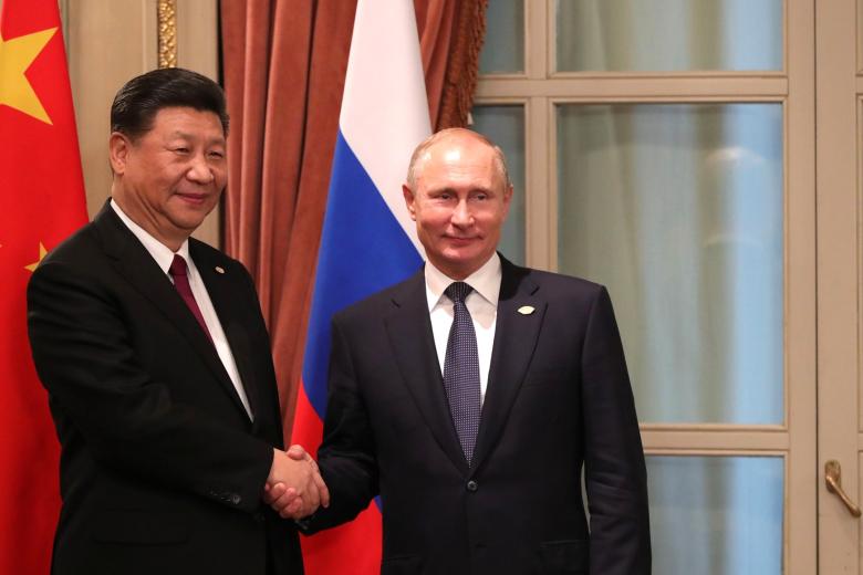 Президент России Владимир Путин c председателем Китайской Народной Республики Си Цзиньпином