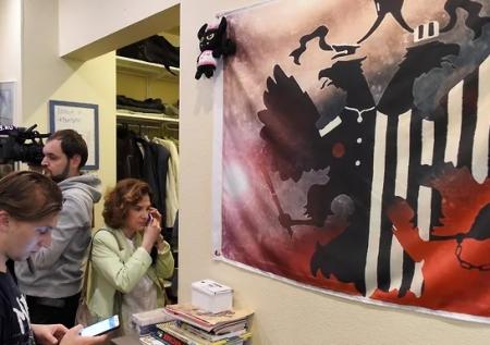 Минюст увидел в логотипе «Руси сидящей» надругательство над гербом России