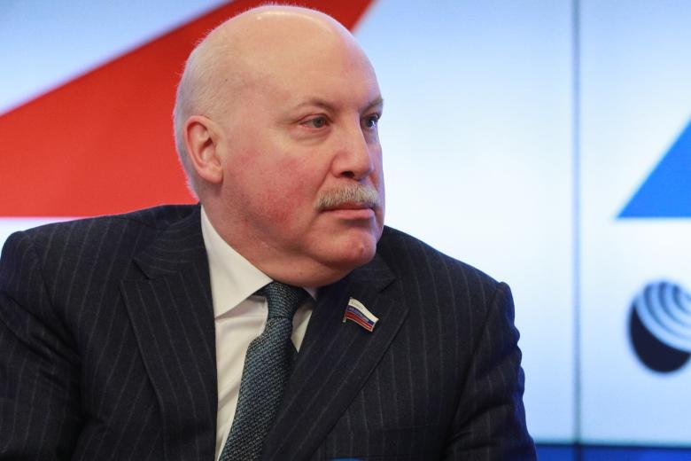 Дмитрий Мезенцев