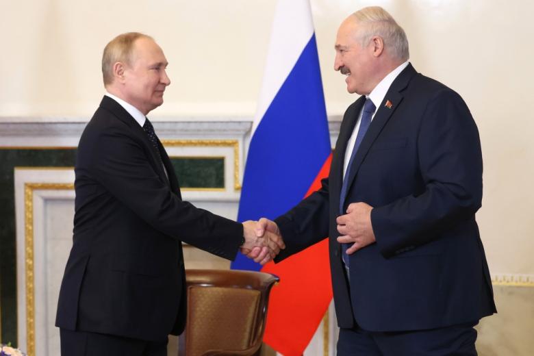 Президент РФ Владимир Путин с Президентом Белоруссии Александром Лукашенко