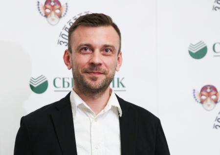 Драматург Дурненков покинет СТД из-за поддержки Украины