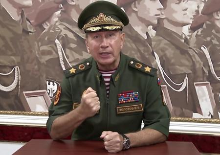 Суд оставил без движения иск Золотова к Навальному
