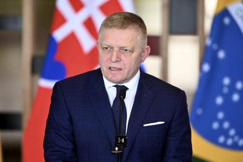 Роберт Фицо