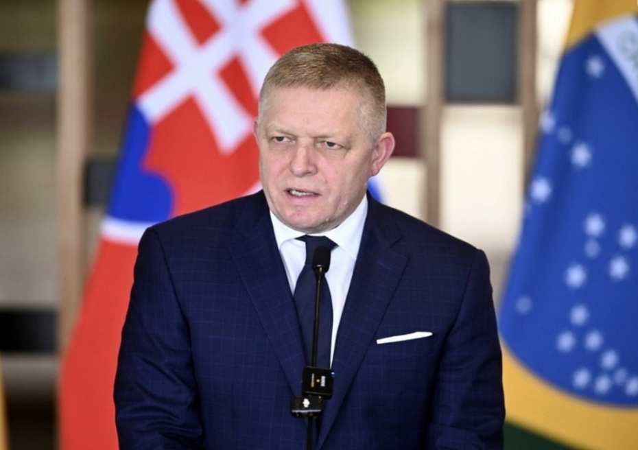 Фицо пригрозил Украине последствиями за остановку транзита газа