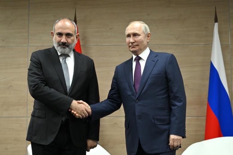 Никол Пашинян и Владимир Путин