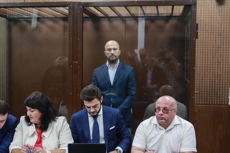 Дмитрий Мазуров