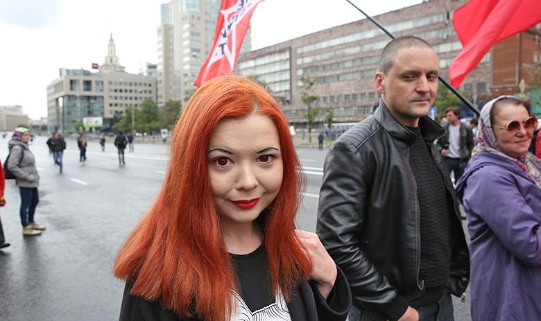 Оппозиционеры начали собираться на проспекте Академика Сахарова прямо с утра