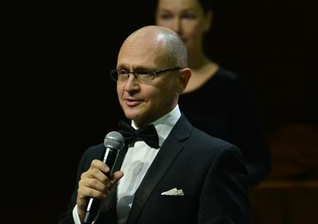 Кириенко передал вдове «Моторолы» орден Мужества