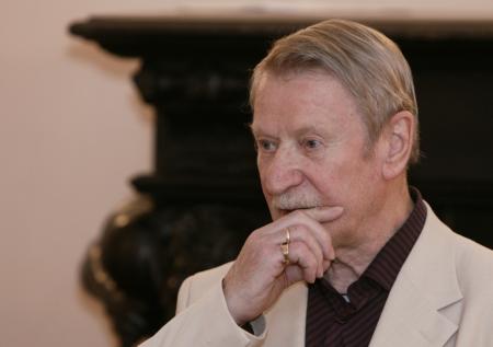 «Не сказать, что сильно лучше»: сын Краско рассказал о состоянии актера