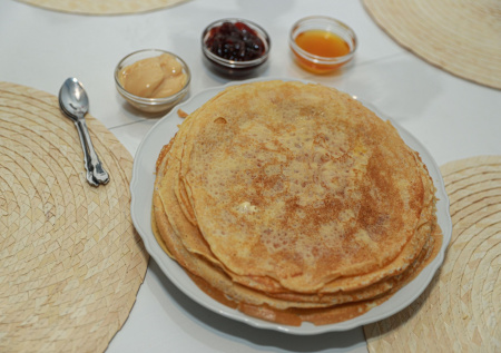 В РПЦ пояснили, что верующим запрещено есть в масленичную неделю