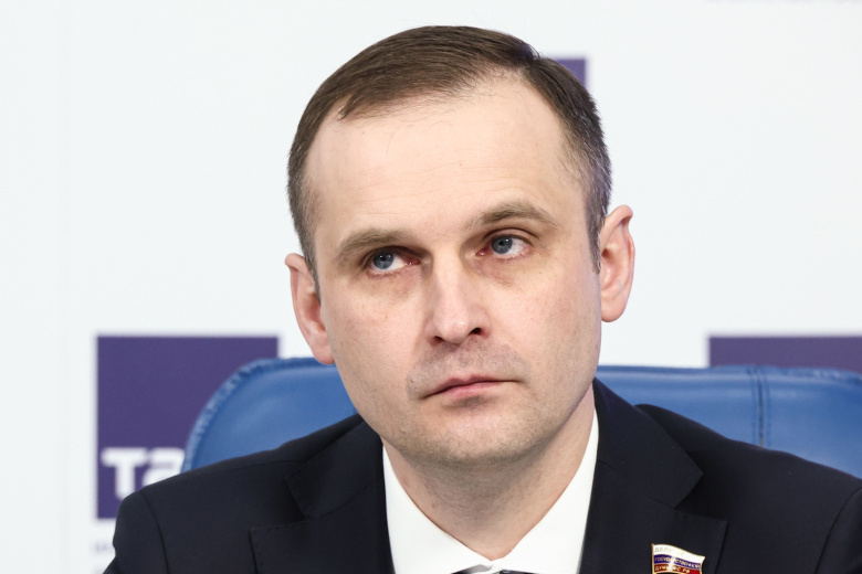  Сергей Леонов