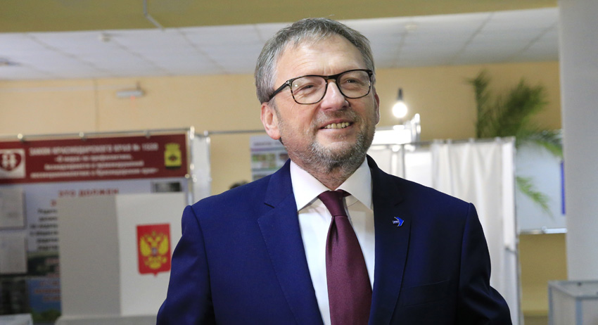 Борис Титов