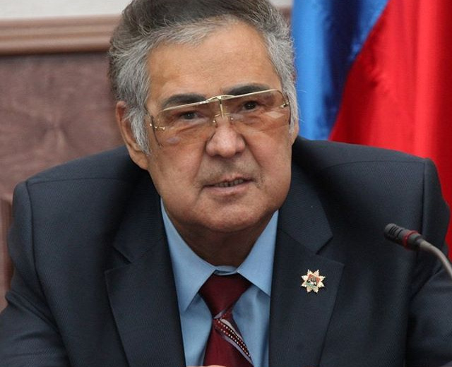 Губернатор Кемеровской области Аман Тулеев