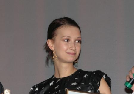 «Сидим в убежище»: известная актриса попала под бомбежку в Израиле