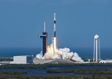 Илон Маск заявил, что SpaceX в 2022 году проведёт 50 ракетных запусков