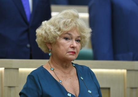 В Совфеде готовы «жестко предупредить» Нарусову из-за поездки в Испанию