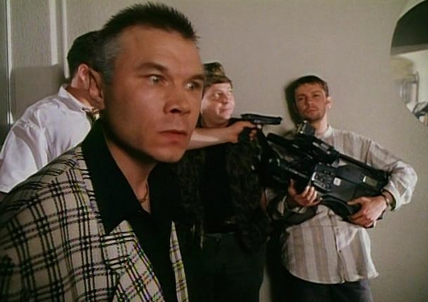 Кадр из фильма «Мама, не горюй!», 1998 год