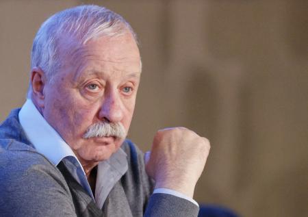 Якубович захотел пожить с женой участника «Поля чудес»