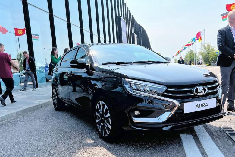 Представительский седан Lada Aura