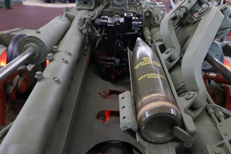 Снаряд М982 к американской буксируемой гаубице М-777 калибра 155-мм 