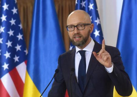 СК России предъявил заочное обвинение бывшему премьеру Украины