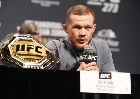 «У Петра Яна украли победу»: глава «Нашего дела» про UFC и бой Черкасова