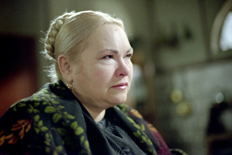 Нина Усатова в сериале «Бедная Настя»