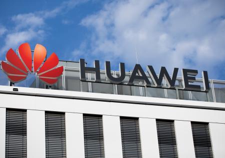 Huawei начнёт выпускать смартфоны на собственной ОС в 2021 году