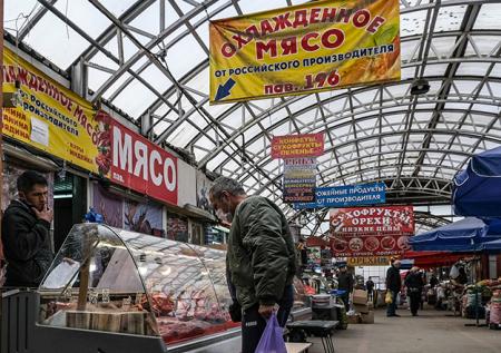 В России намерены ужесточить контроль за продавцами на рынках