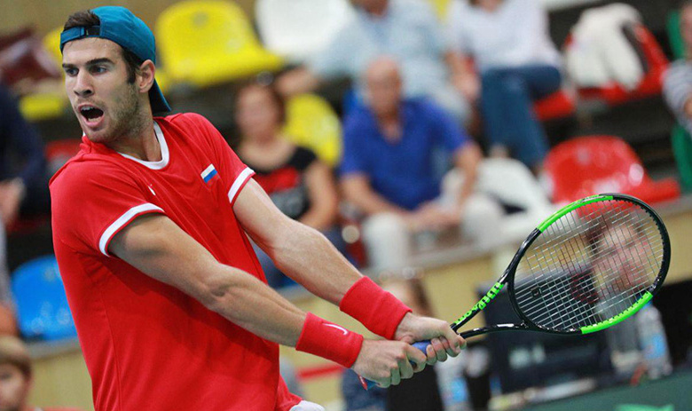 Карен Хачанов