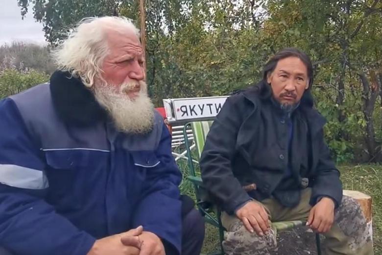 Александр Габышев (справа)