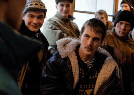5 киноляпов в сериале «Слово пацана», которые заметили зрители