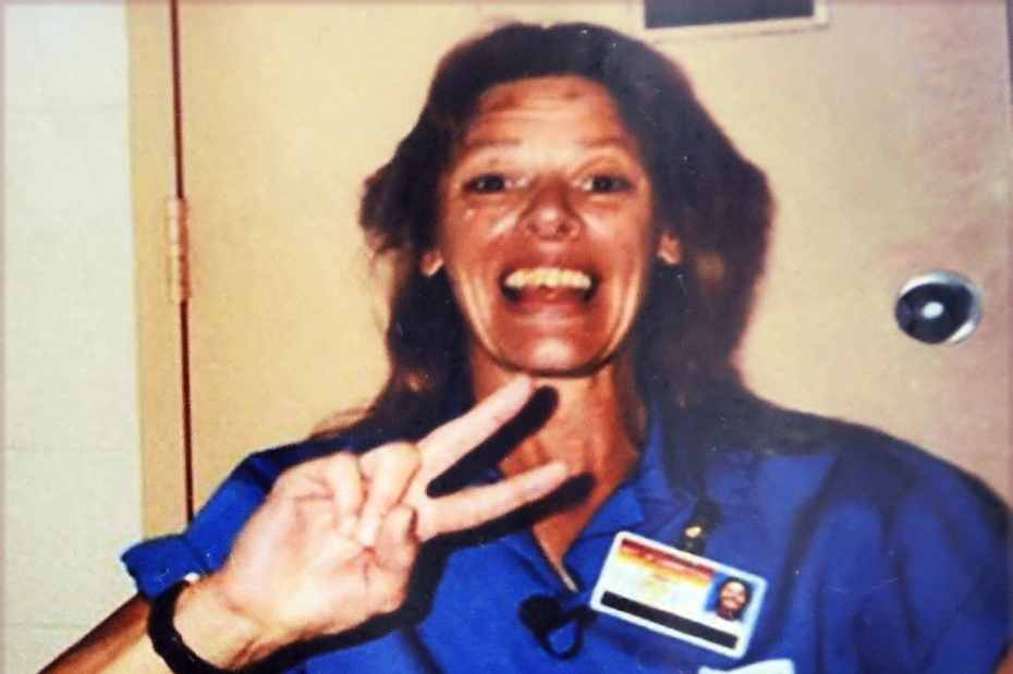 «Убила бы снова»: дочь педофила растерзала семерых и попросила ее казнить