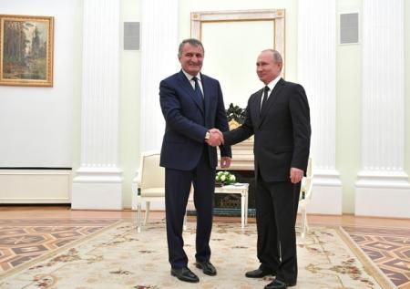 Ходатайство о группе по вопросу вхождения в РФ подано в ЦИК Южной Осетии