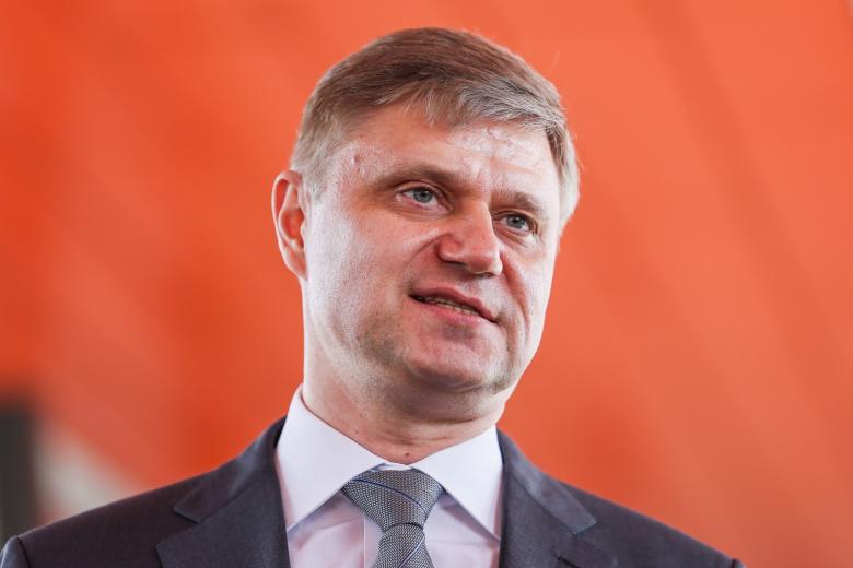 Олег Белозеров